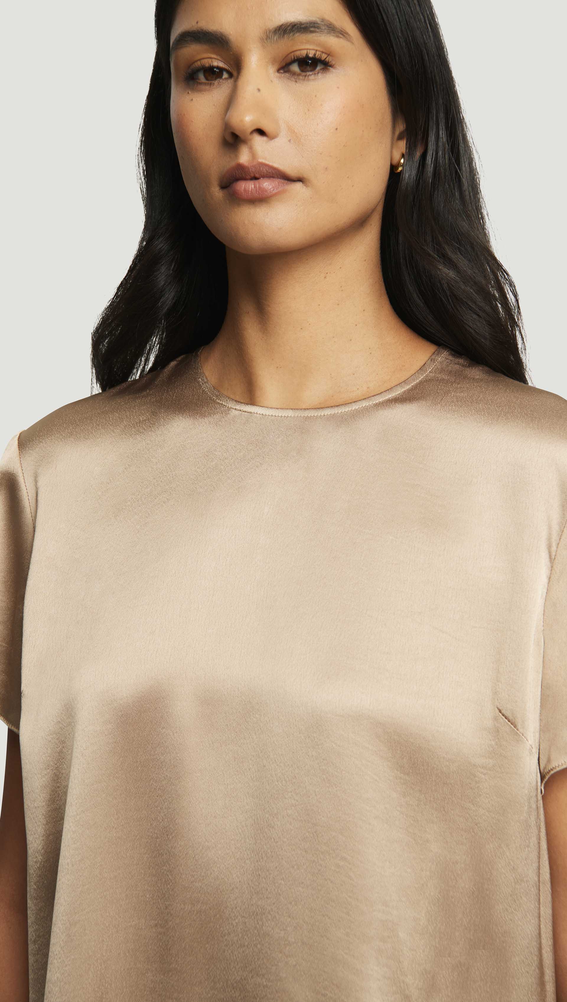 Woven Top in Viscose Satin | Taupe