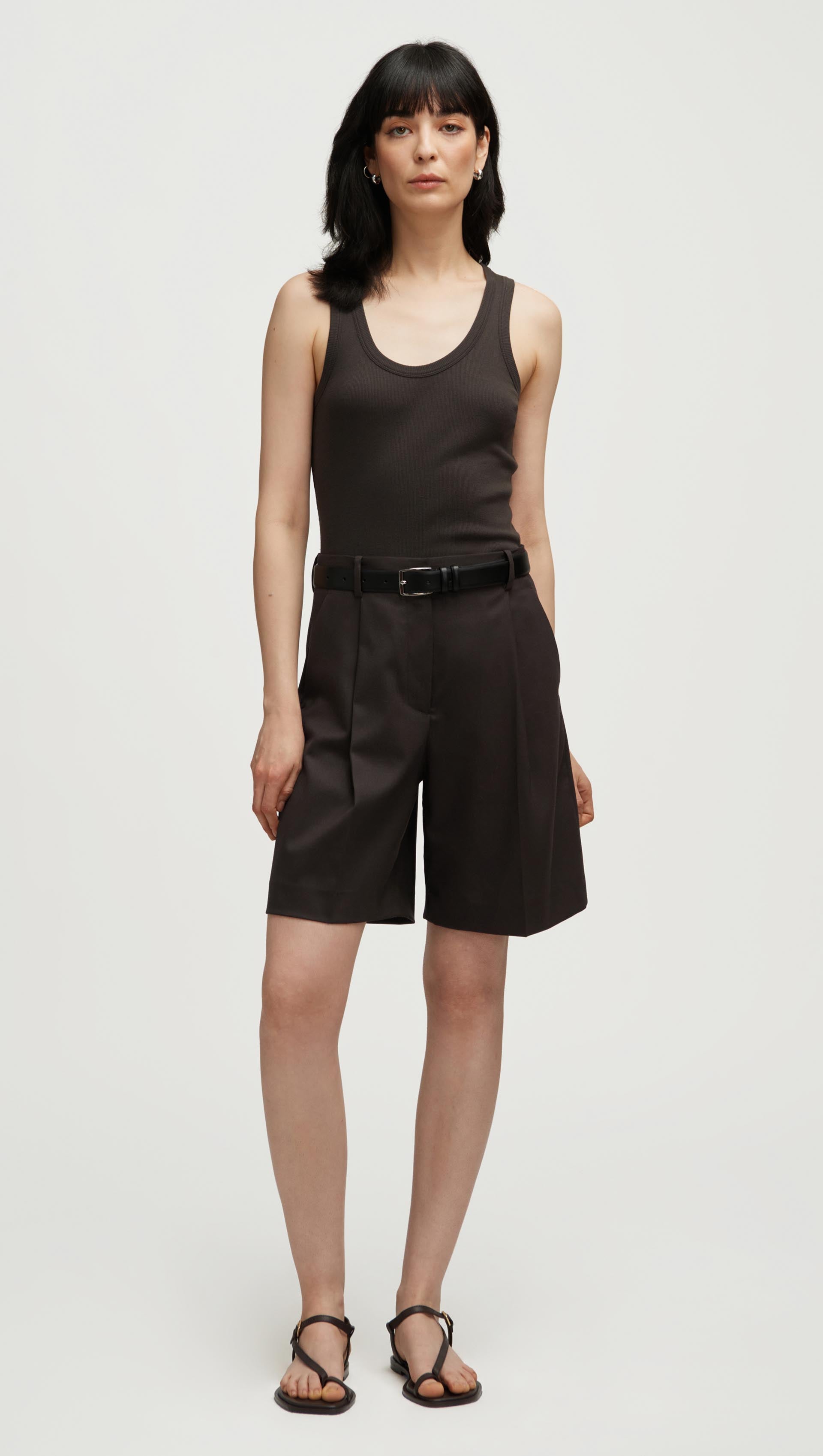 Pleated Shorts in Seasonless Wool | Smoke
