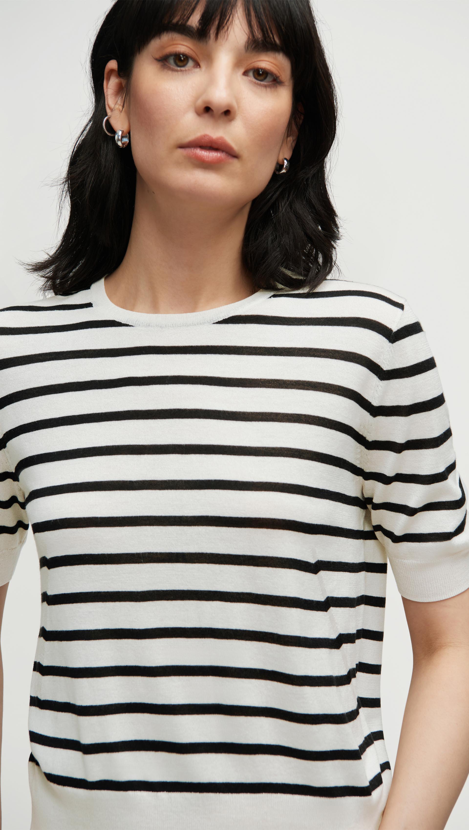 Fine Shortsleeve Knit in Wool Silk | White/Black Stripe