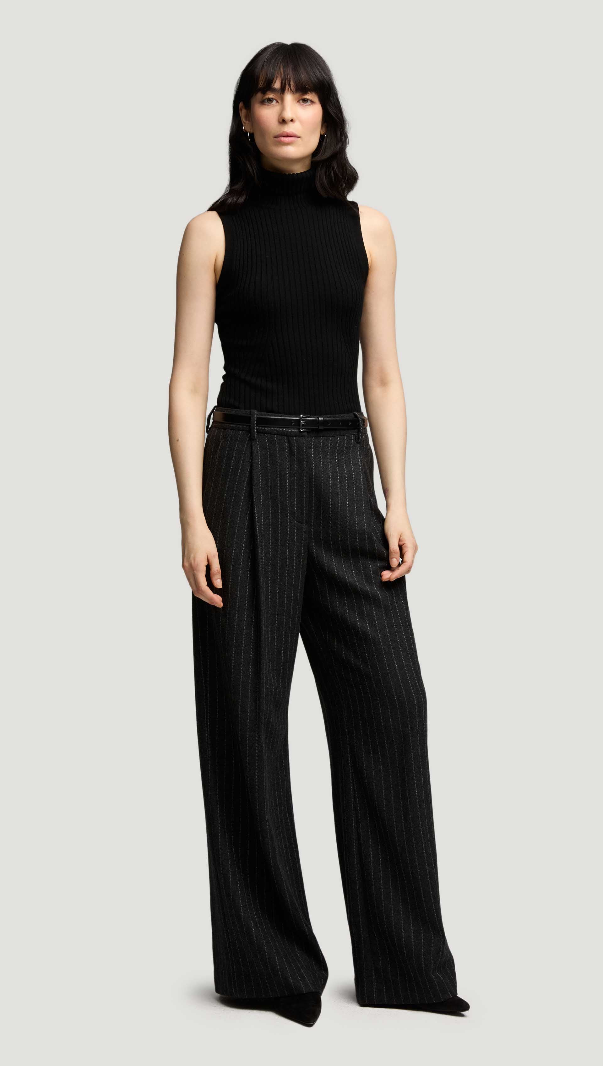 Single Pleat Trouser in Wool Blend | Grey Pinstripe